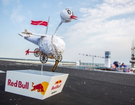 5. Konkurs Lotów Red Bull – trofea